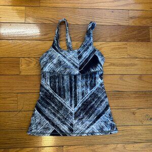 Lululemon Tank 4